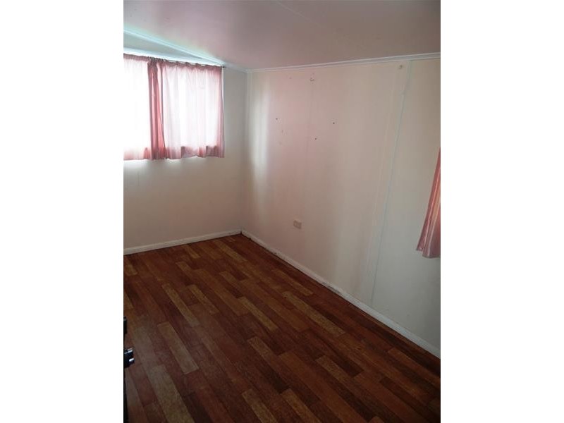 4 GRECH Close, Wangan QLD 4871