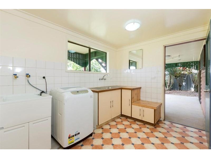 73 CORONATION Drive, East Innisfail QLD 4860