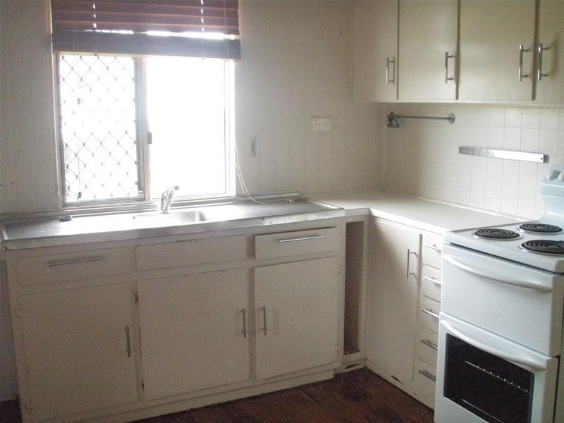 12 HARBOUR Road, Mourilyan QLD 4858