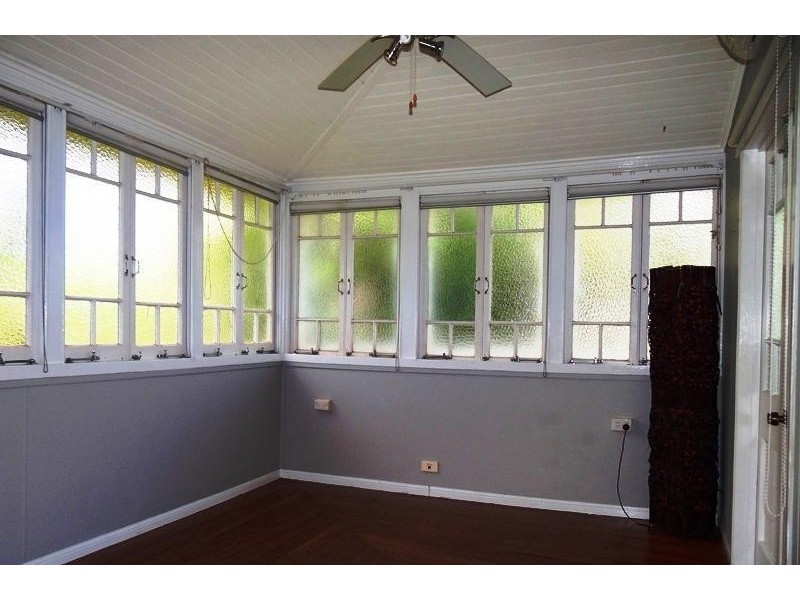 6 HENDERSON Street, South Johnstone QLD 4859