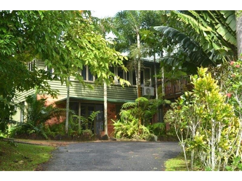 85 Mourilyan Road, East Innisfail QLD 4860