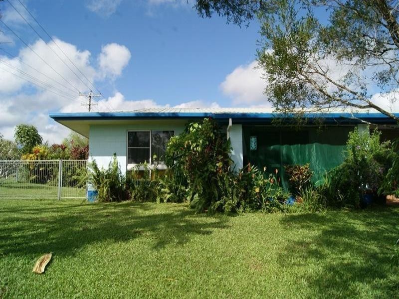 2 Belvedere Avenue, Belvedere QLD 4860