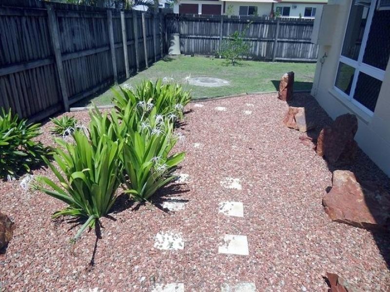 14 Broad Street, Etty Bay QLD 4858