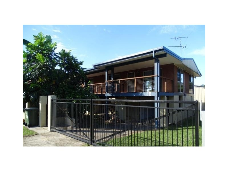 16 ENID Street, Flying Fish Point QLD 4860