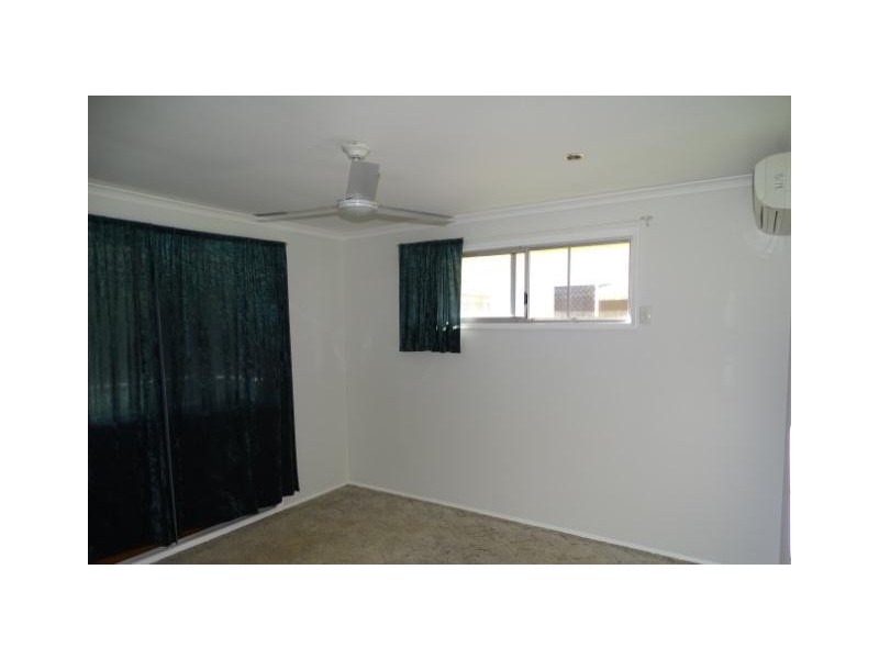 16 ENID Street, Flying Fish Point QLD 4860