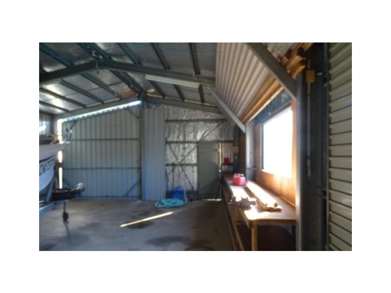 16 ENID Street, Flying Fish Point QLD 4860