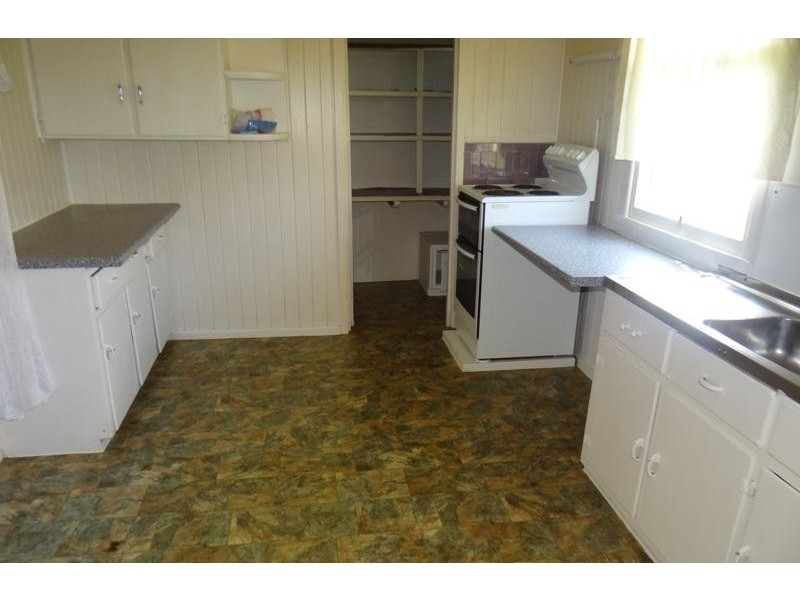 34 Annie Street, Innisfail Estate QLD 4860