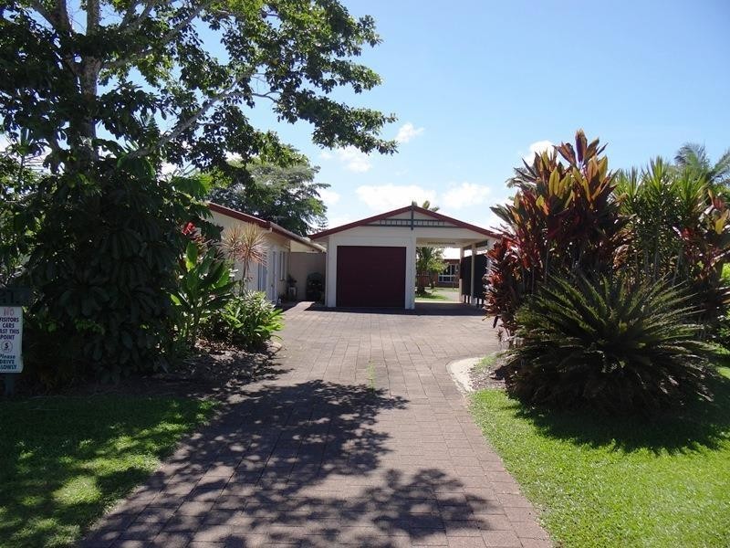 2/6 REYNOLDS Road, Innisfail Estate QLD 4860