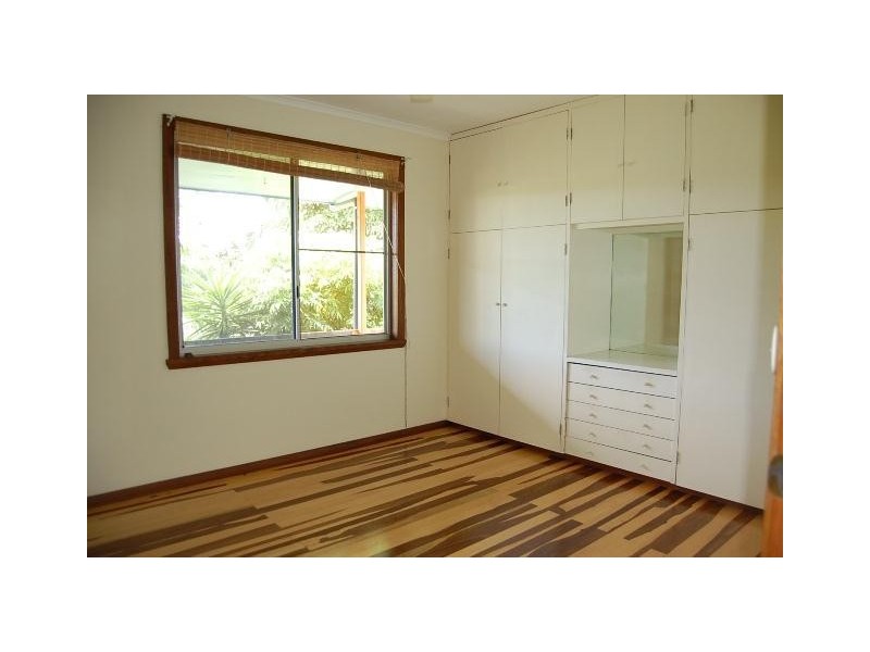 2 Bindon Street, Flying Fish Point QLD 4860