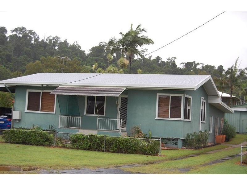 7 Judy Street, Flying Fish Point QLD 4860