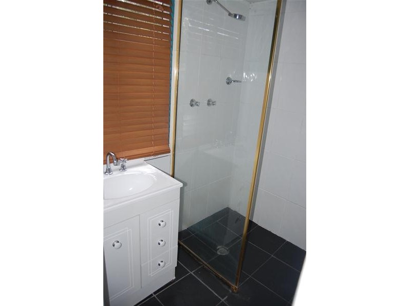 7 Judy Street, Flying Fish Point QLD 4860