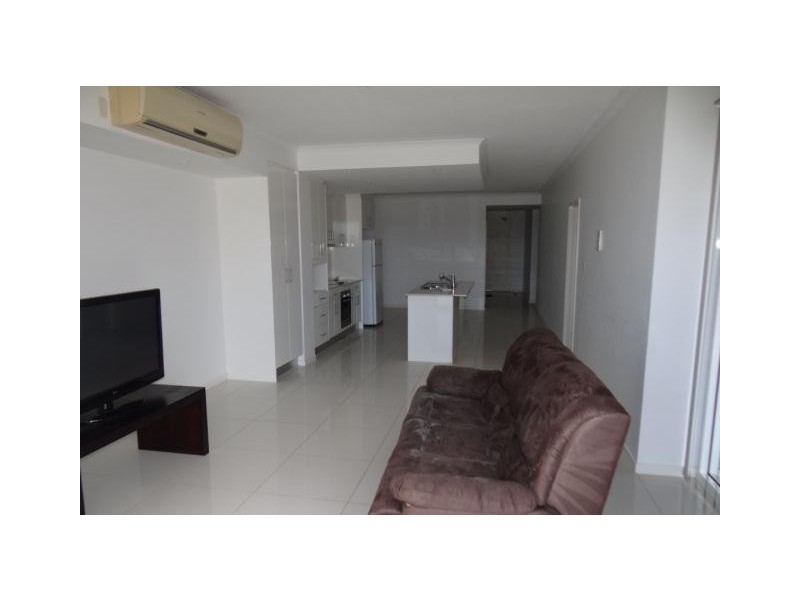 2/30-32 Fitzgerald Esplanade, Innisfail QLD 4860