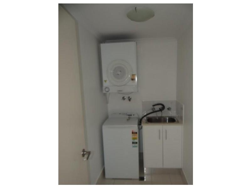 2/30-32 Fitzgerald Esplanade, Innisfail QLD 4860