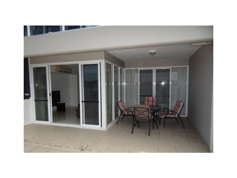 2/30-32 Fitzgerald Esplanade, Innisfail QLD 4860