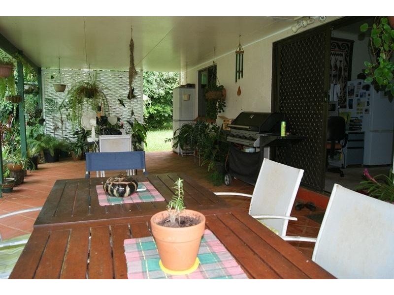 34 Dinner Creek Road, Garradunga QLD 4860