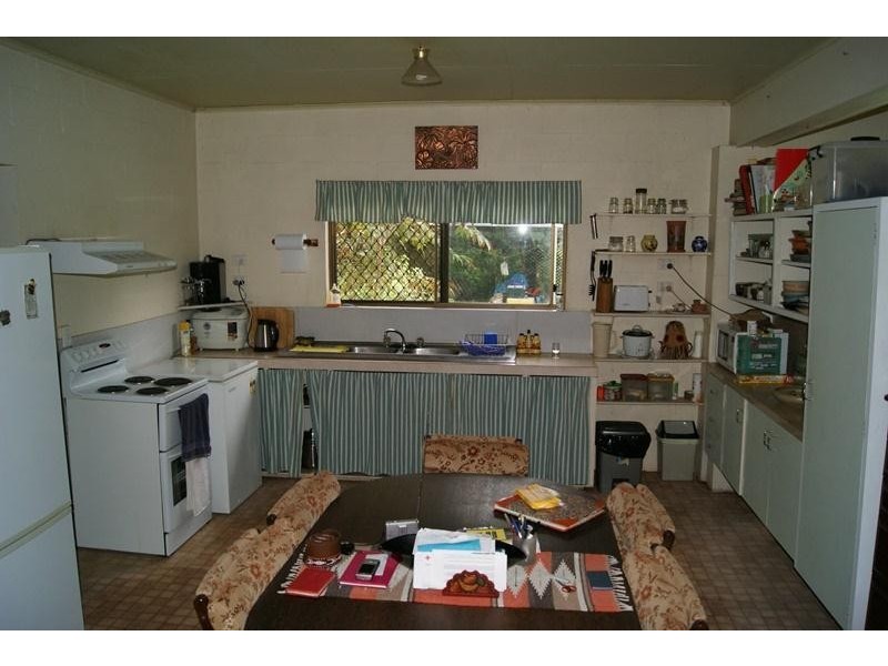 34 Dinner Creek Road, Garradunga QLD 4860