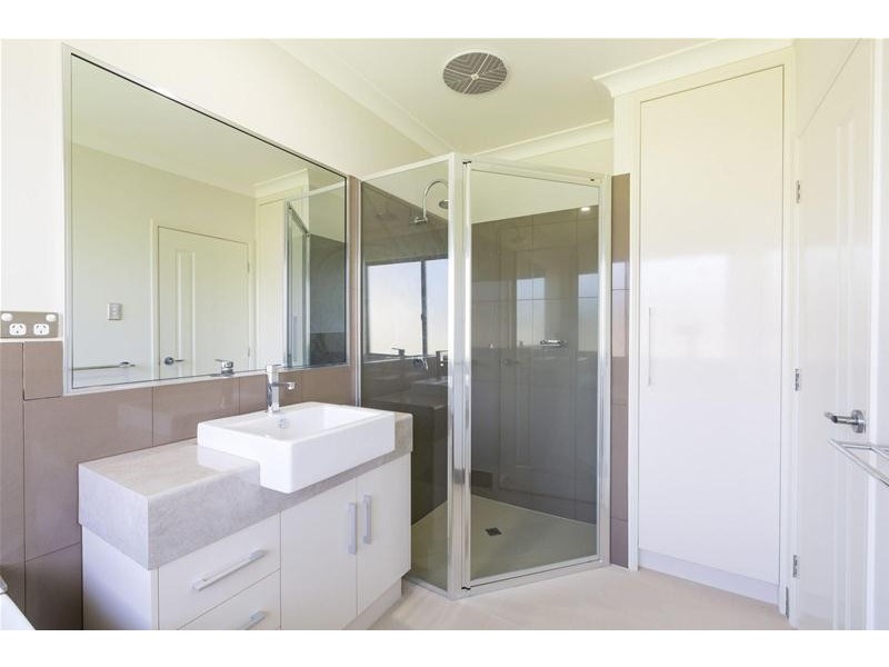 16 Reid Crescent, Innisfail Estate QLD 4860