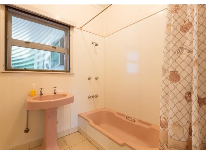 394 Palmerston Hyway Road, Palmerston QLD 4860