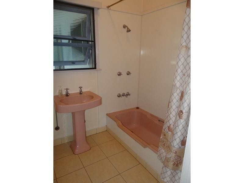 729 Palmerston Hyway Road, Palmerston QLD 4860