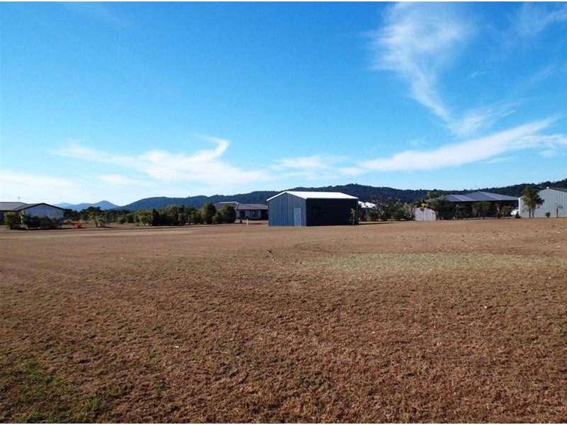 4 ETTY BAY Road, Etty Bay QLD 4858