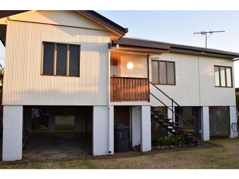 3 BEECH Street, Goondi Bend QLD 4860