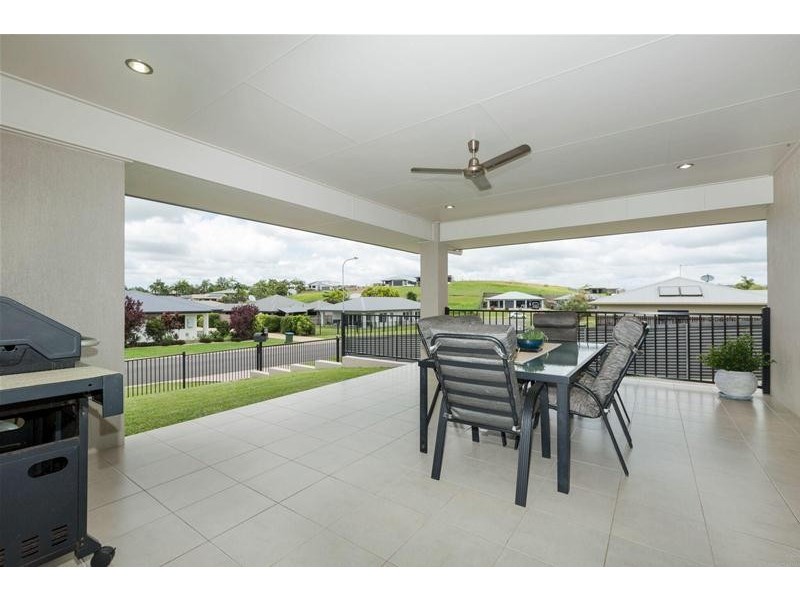 59 Bella Vista Avenue, Belvedere QLD 4860