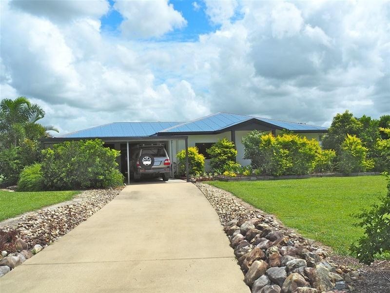 25 La Rocca Close, Etty Bay QLD 4858