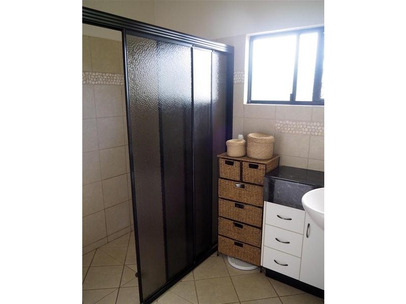 25 La Rocca Close, Etty Bay QLD 4858