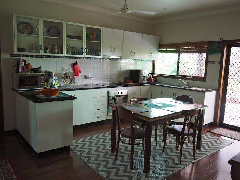 25 La Rocca Close, Etty Bay QLD 4858