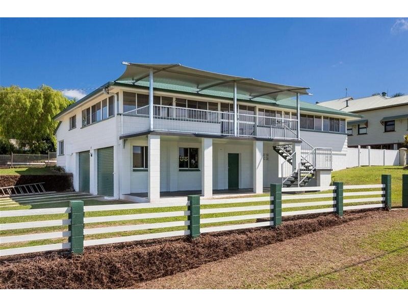 15 Benwell Street, East Innisfail QLD 4860