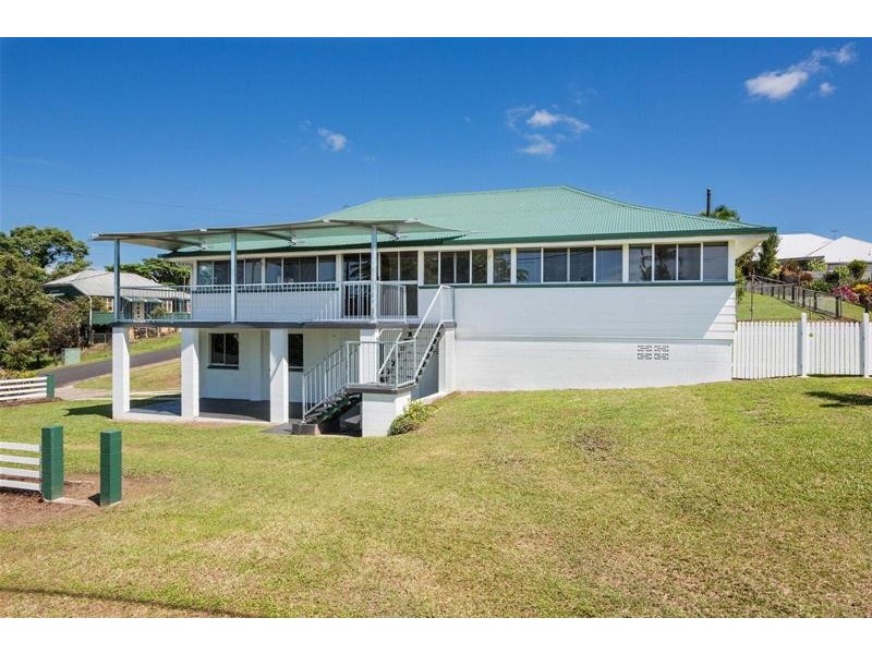 15 Benwell Street, East Innisfail QLD 4860