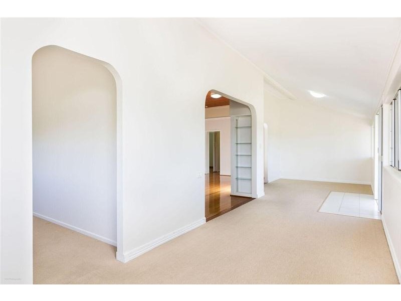 15 Benwell Street, East Innisfail QLD 4860