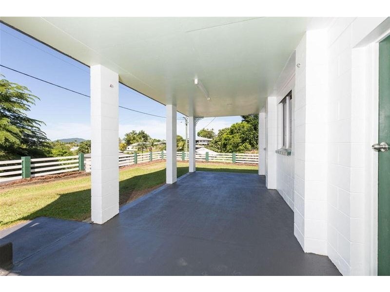 15 Benwell Street, East Innisfail QLD 4860