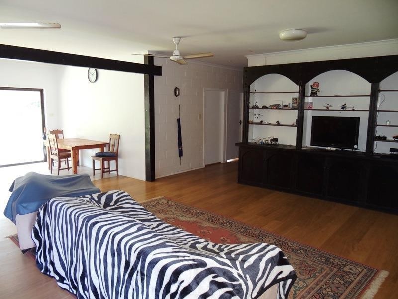 34 ETTY BAY Road, Innisfail QLD 4860