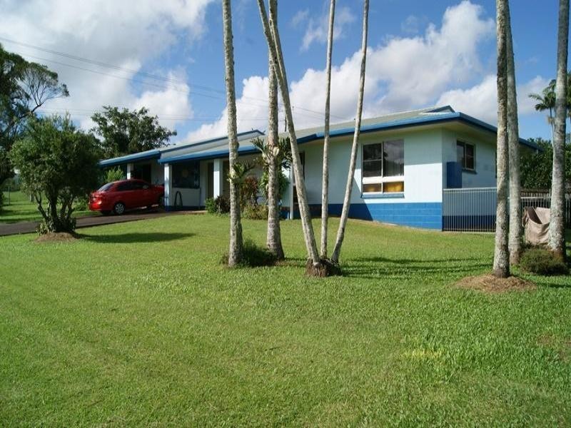 2 Belvedere Avenue, Belvedere QLD 4860