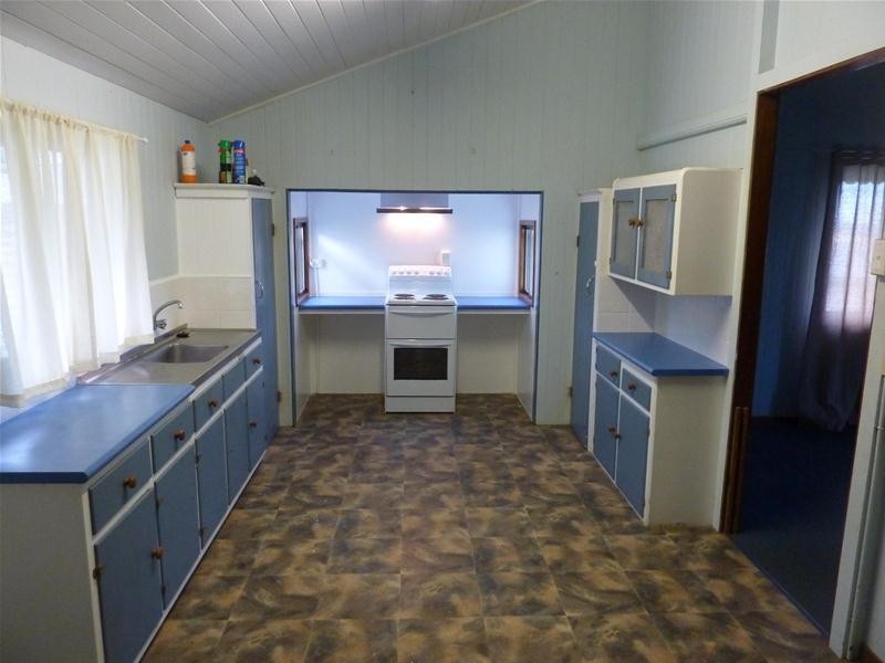 8 THE Esplanade, Coconuts QLD 4860