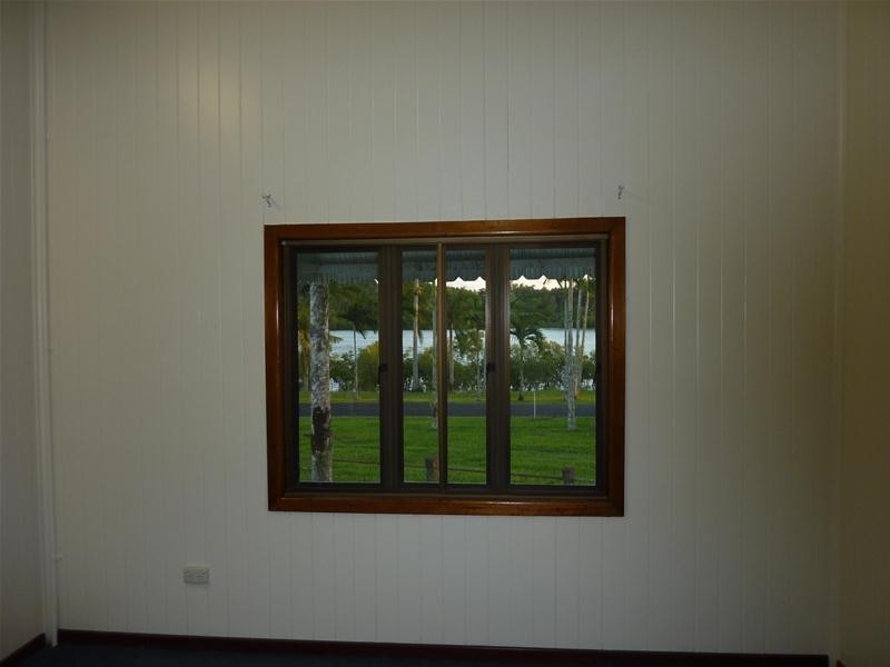 8 THE Esplanade, Coconuts QLD 4860