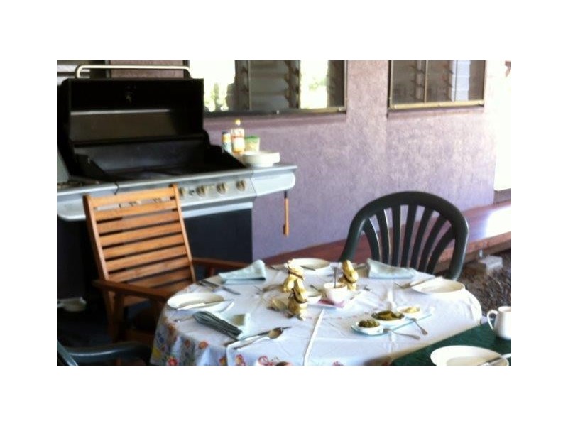 9 DANIEL Close, Etty Bay QLD 4858