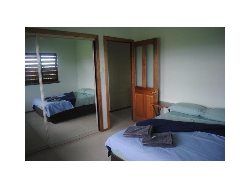 9 DANIEL Close, Etty Bay QLD 4858