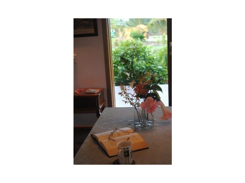 9 DANIEL Close, Etty Bay QLD 4858