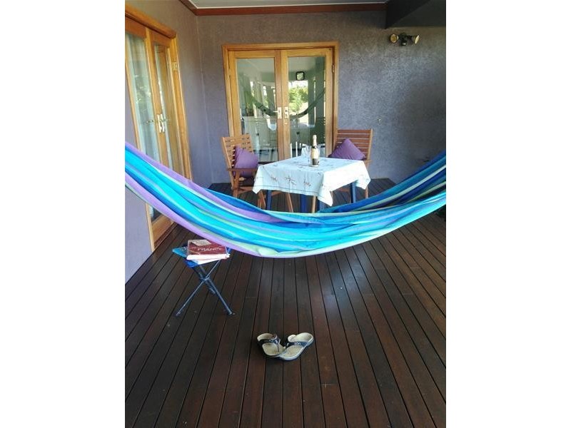 9 DANIEL Close, Etty Bay QLD 4858