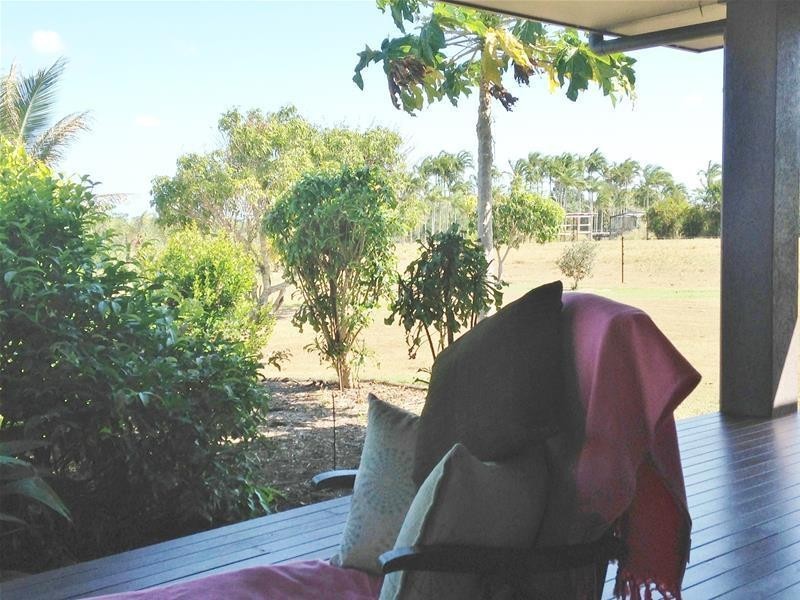 9 DANIEL Close, Etty Bay QLD 4858