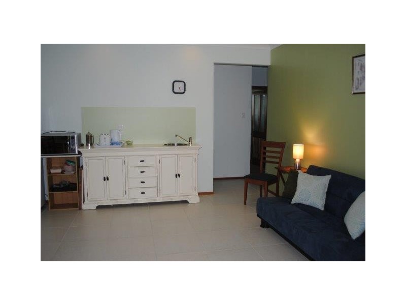 9 DANIEL Close, Etty Bay QLD 4858