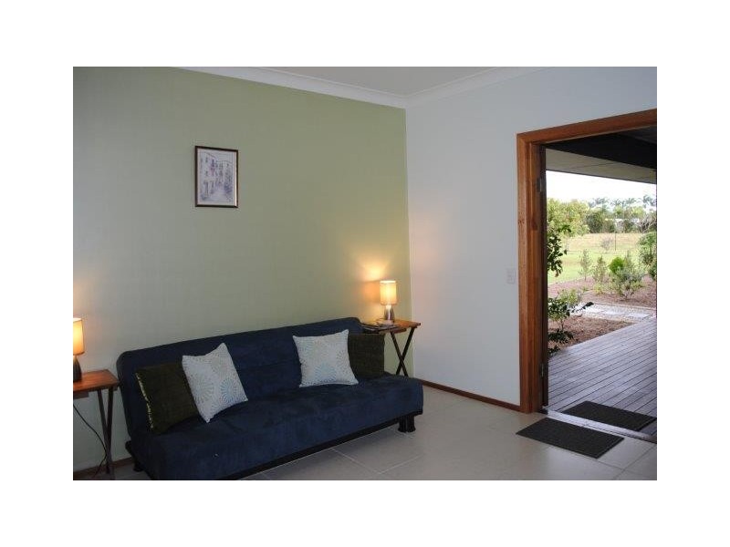 9 DANIEL Close, Etty Bay QLD 4858