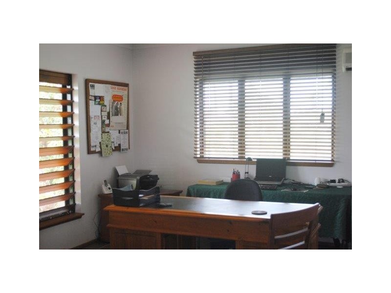 9 DANIEL Close, Etty Bay QLD 4858