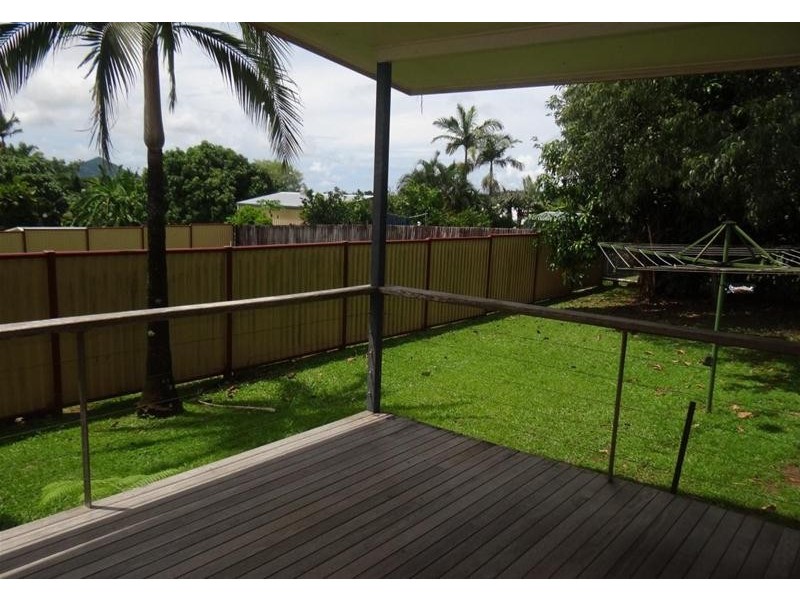 43 Bunda Street, East Innisfail QLD 4860
