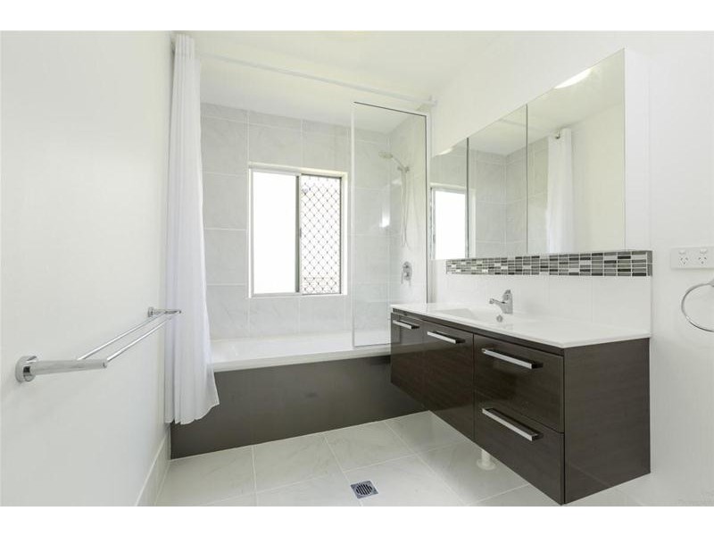 5 WEBB Crescent, East Innisfail QLD 4860