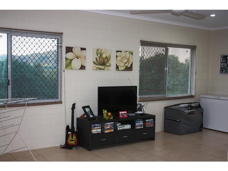 42 OCONNOR Drive, Innisfail QLD 4860