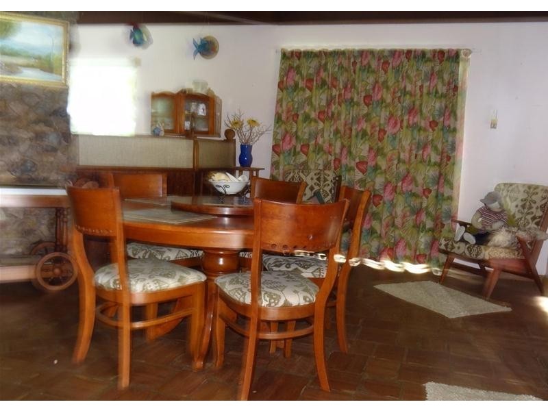 10 Bay Road, Coconuts QLD 4860