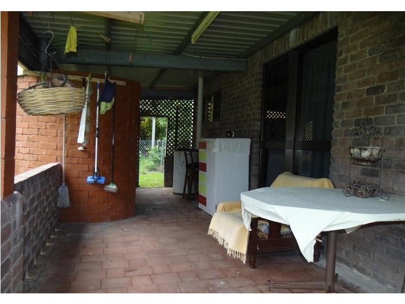 10 Bay Road, Coconuts QLD 4860